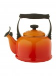 Le Creuset 2.1L Traditional Kettle Volcanic